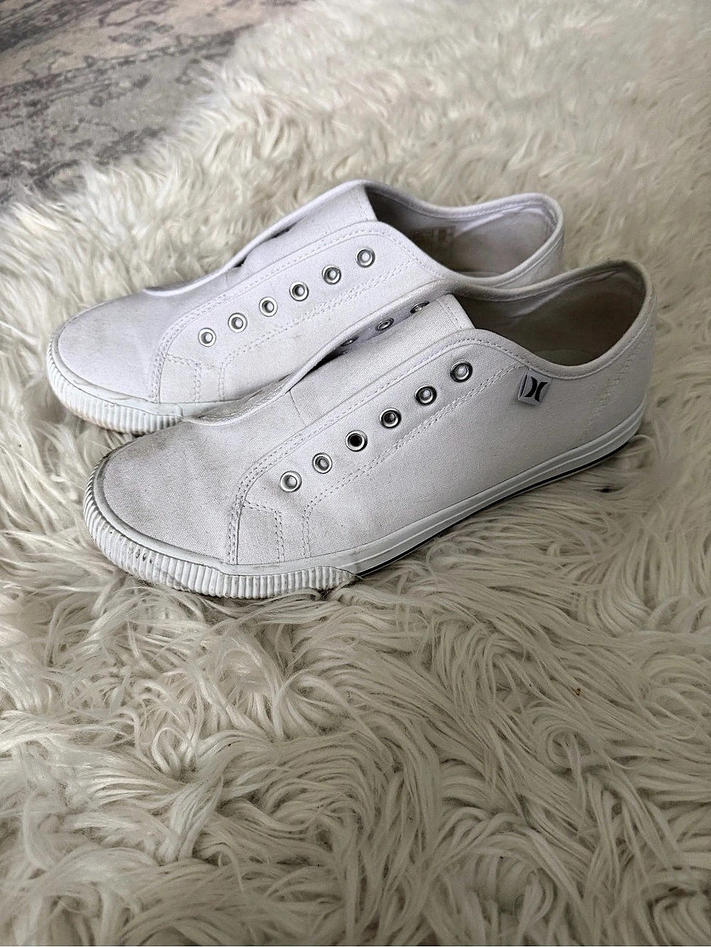 Hurley Chloe Slip-On Canvas Sneaker White Sneakers